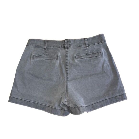 J. Crew Women's Grey Chino Cotton Shorts - Size 8 - Picture 3 of 7